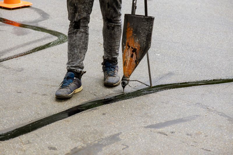 Sealing Joints and Cracks